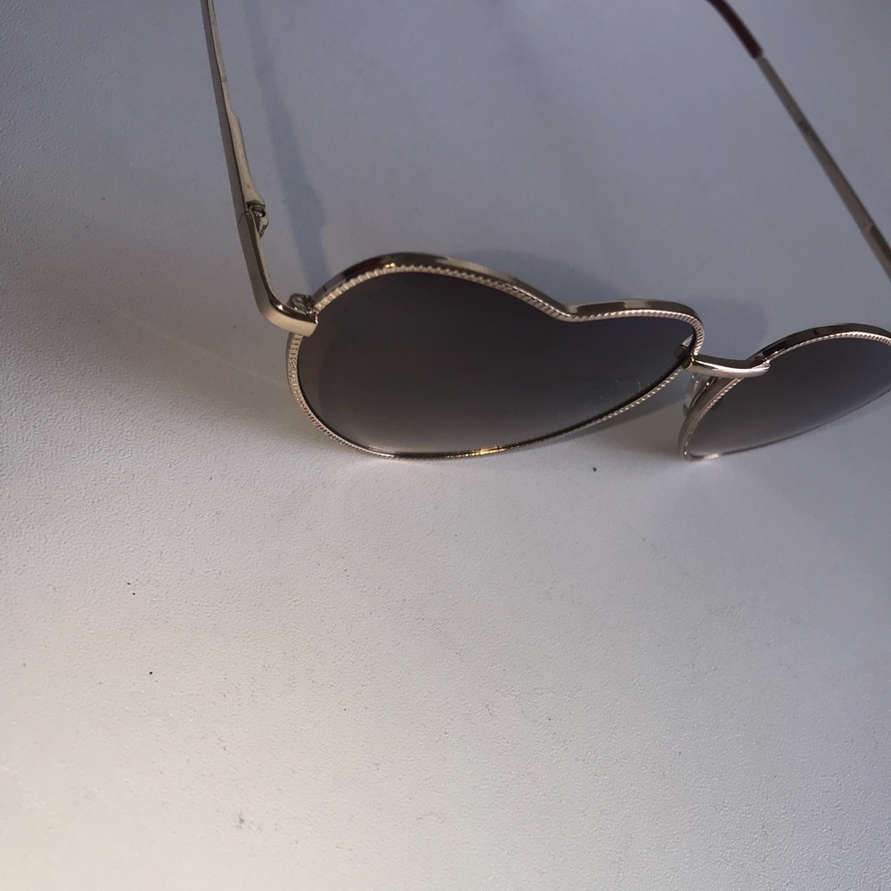Heart-shaped Gold Sunglasses